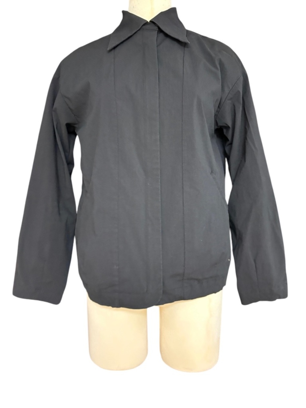 UNIQLO Black Lightweight Utility Jacket Size S Zip Front Cotton Blend Travel